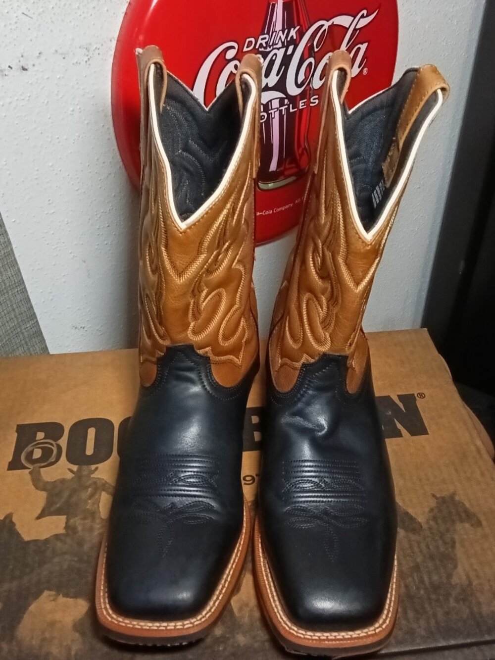 Black Laredo Cowboy boots, Size 13D, NWOT, Rubber Soles/Square Toes